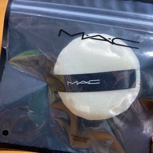 M.A.C. Powder Puff